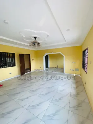 3bdrm House in Oyibi, Police Station for sale