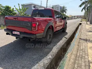 Ford F-150 2020 Red