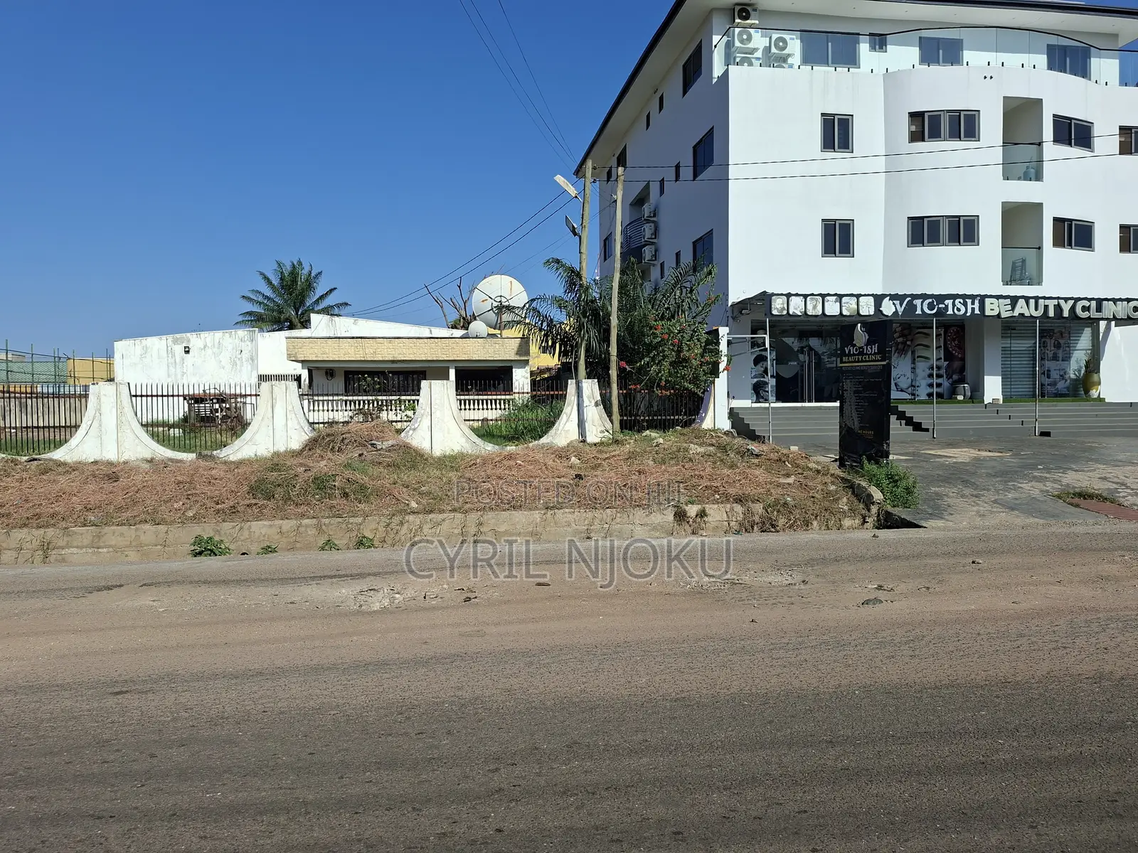 4bdrm Bungalow in North Legon for sale