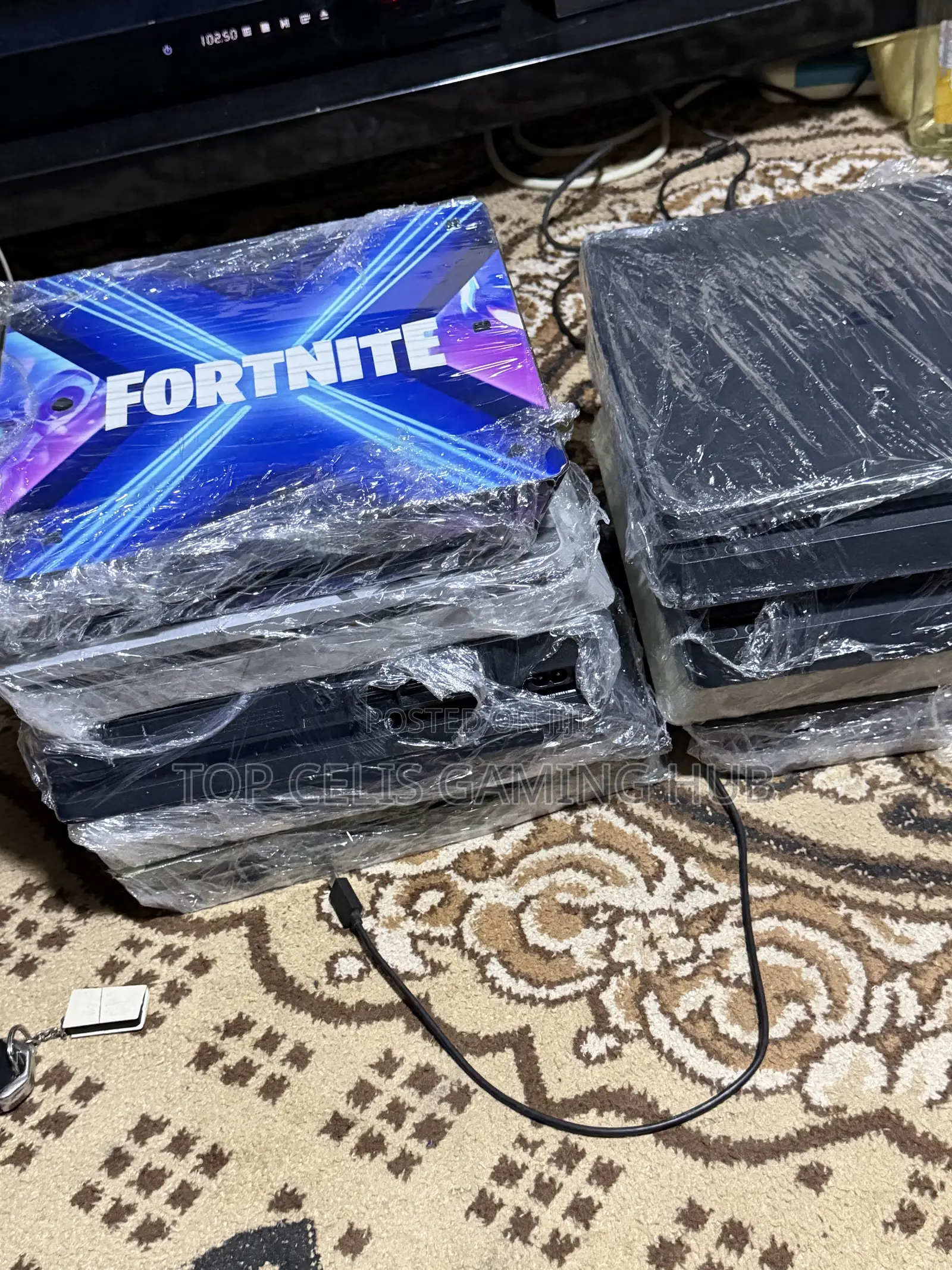 PlayStation 4 Slim Special Edition With 20 Games
