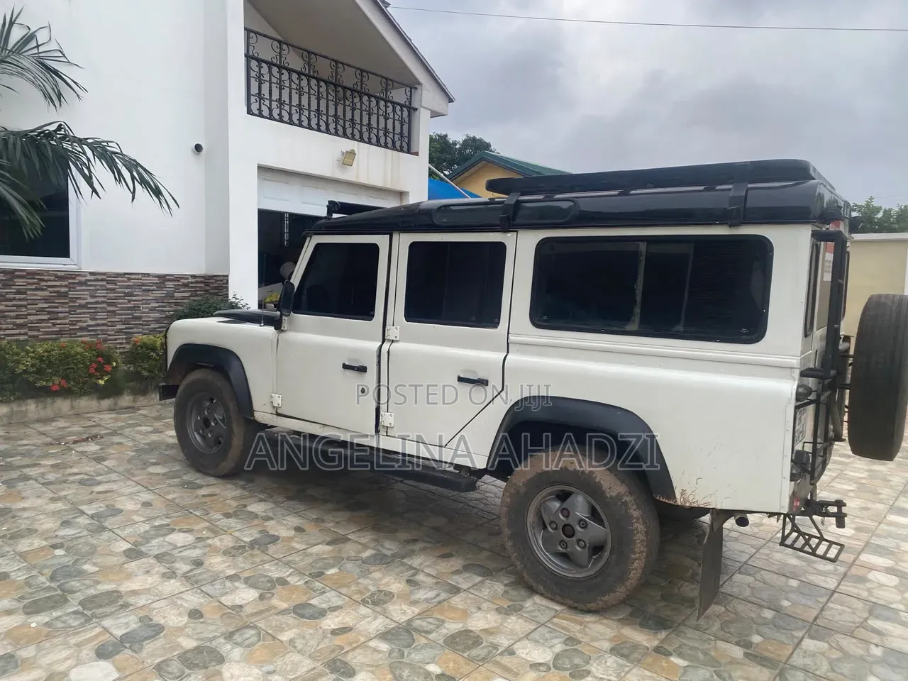 Land Rover Defender 1987 White