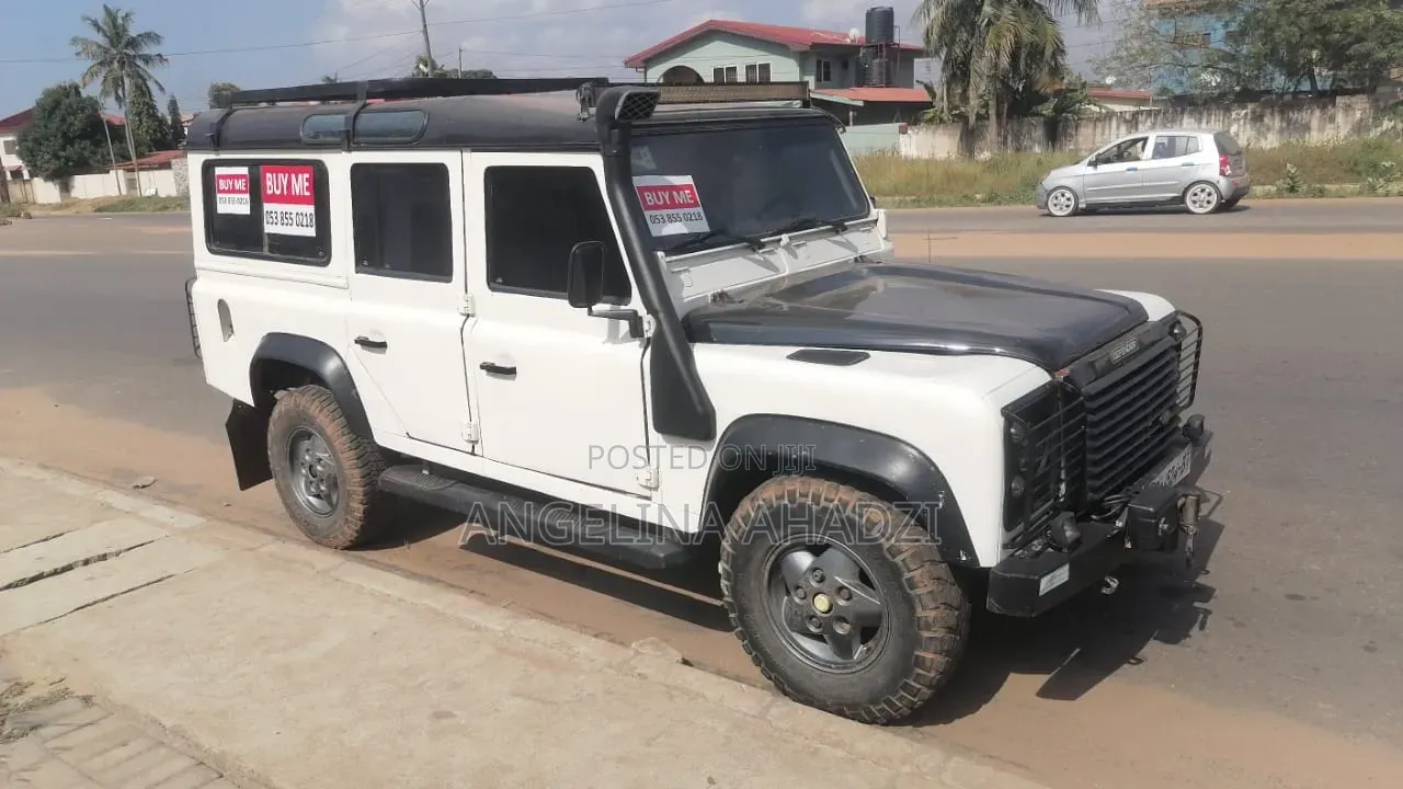 Land Rover Defender 1987 White
