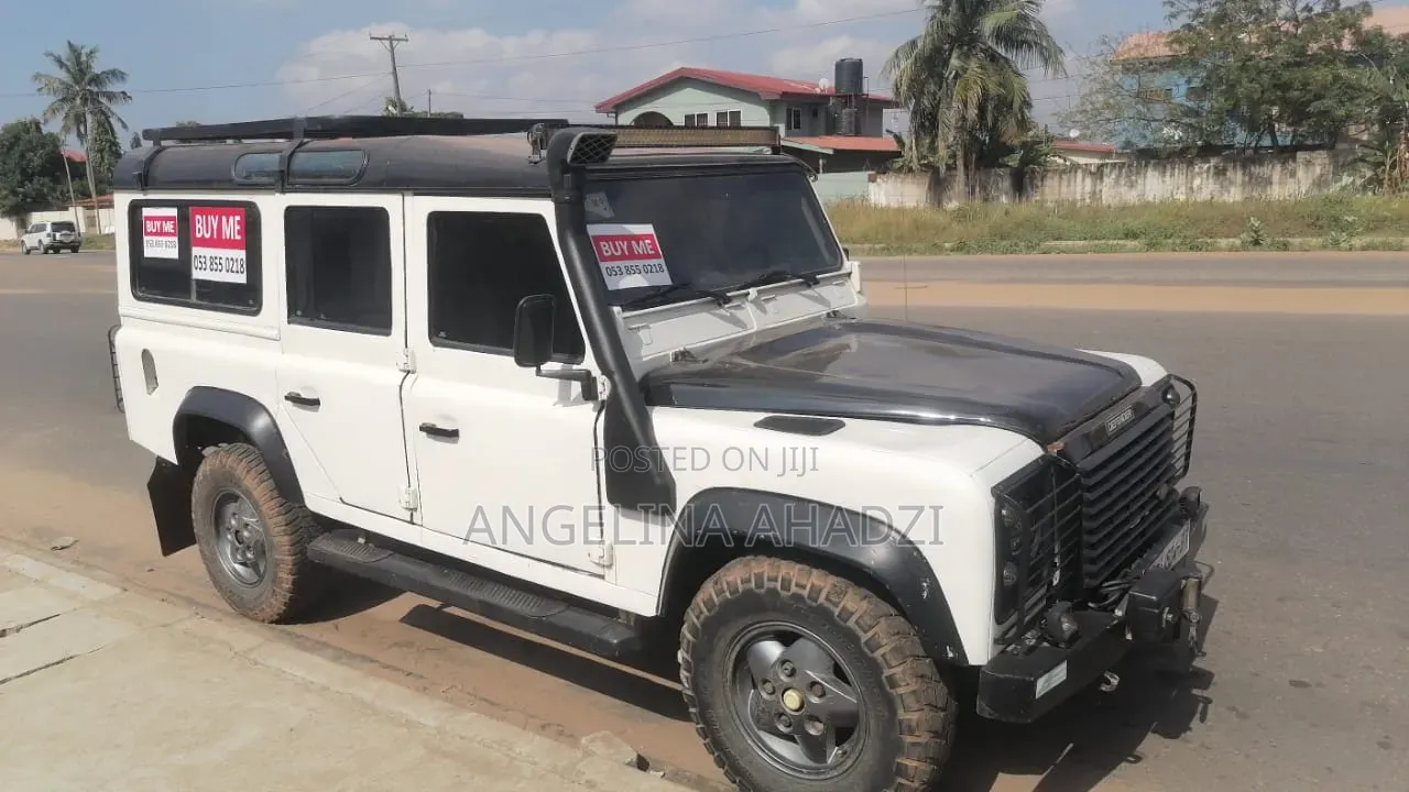Land Rover Defender 1987 White