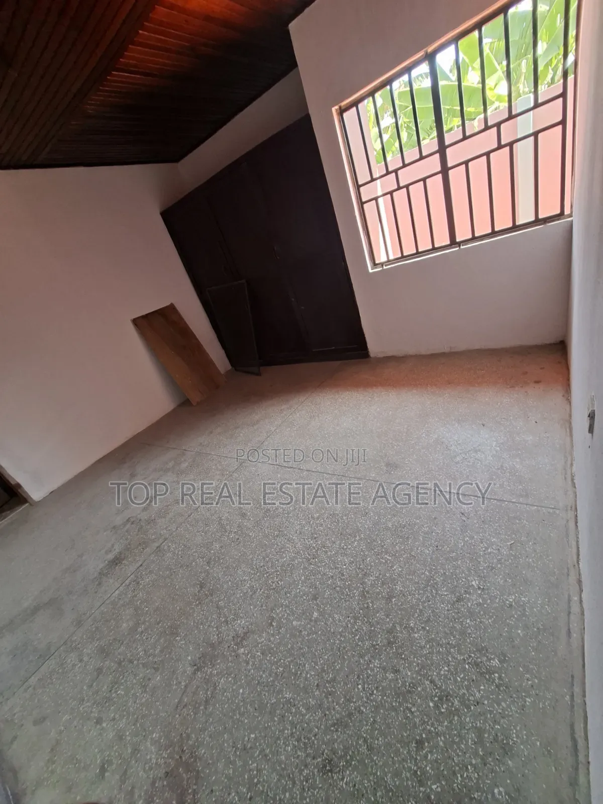 4bdrm Apartment in Taifa, Ga East Municipal for rent