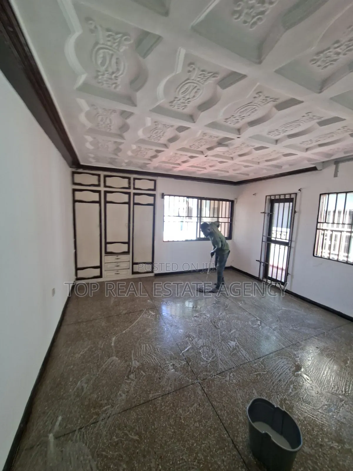 4bdrm Apartment in Taifa, Ga East Municipal for rent