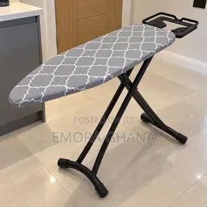 Strong Adjustable Ironing Board With Iron Rest