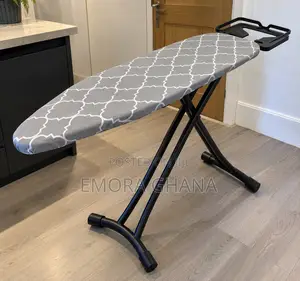 Strong Adjustable Ironing Board With Iron Rest