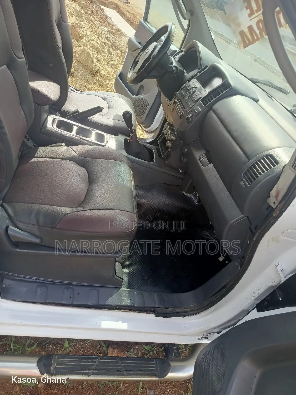Nissan Navara 2014 White