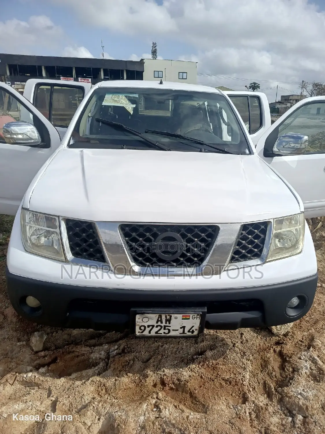 Nissan Navara 2014 White