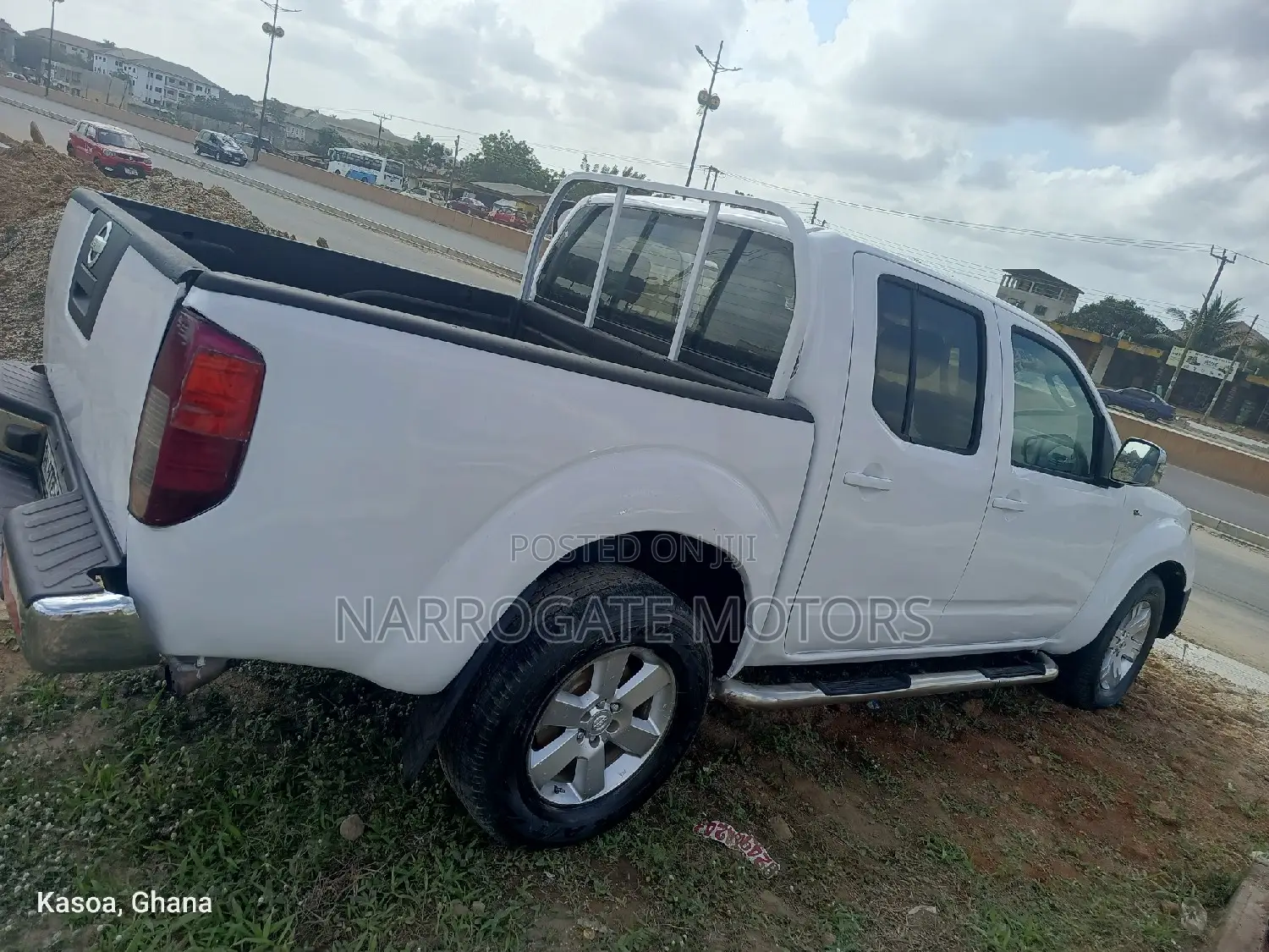Nissan Navara 2014 White