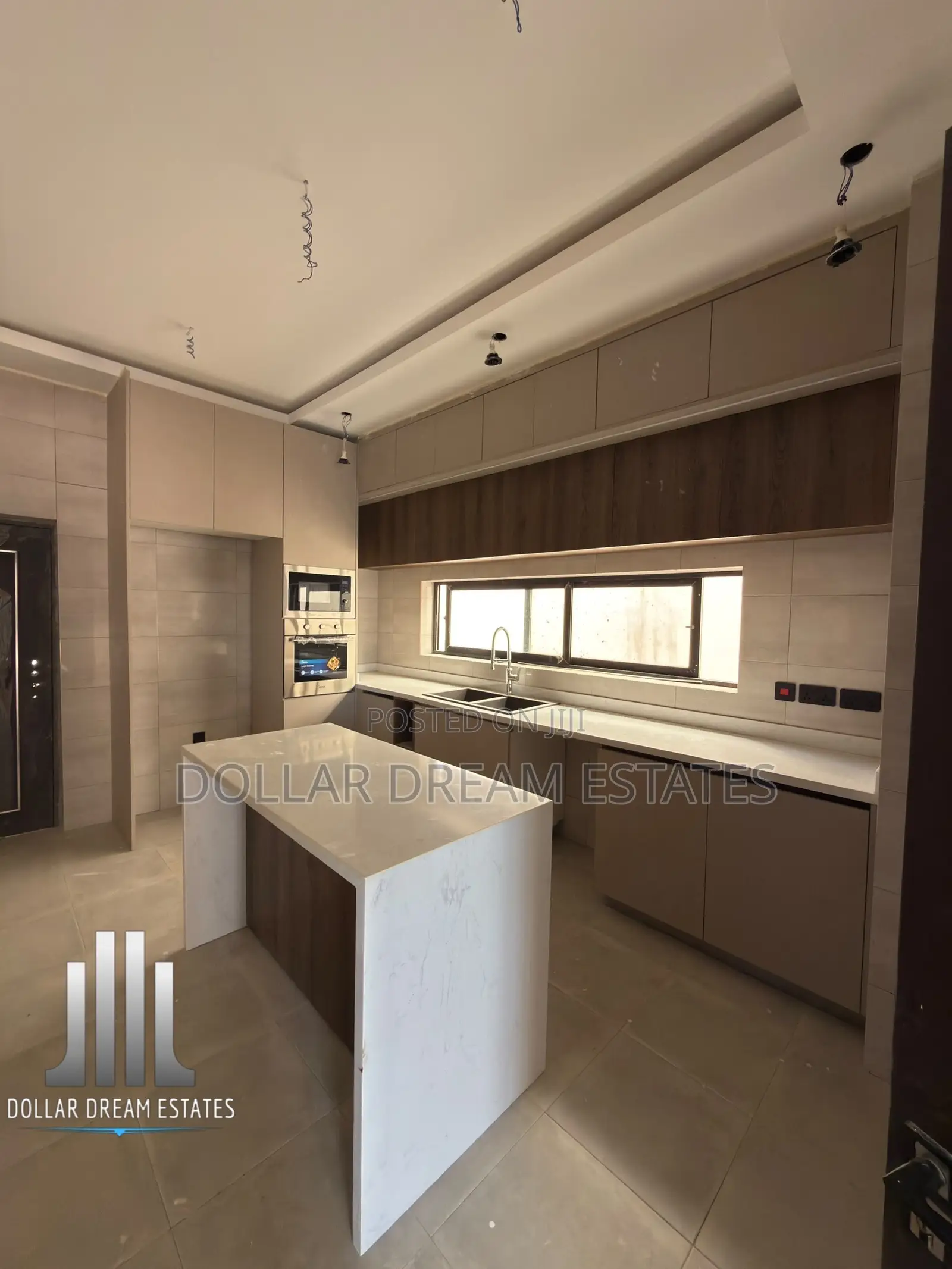 4bdrm House in Spintex for sale