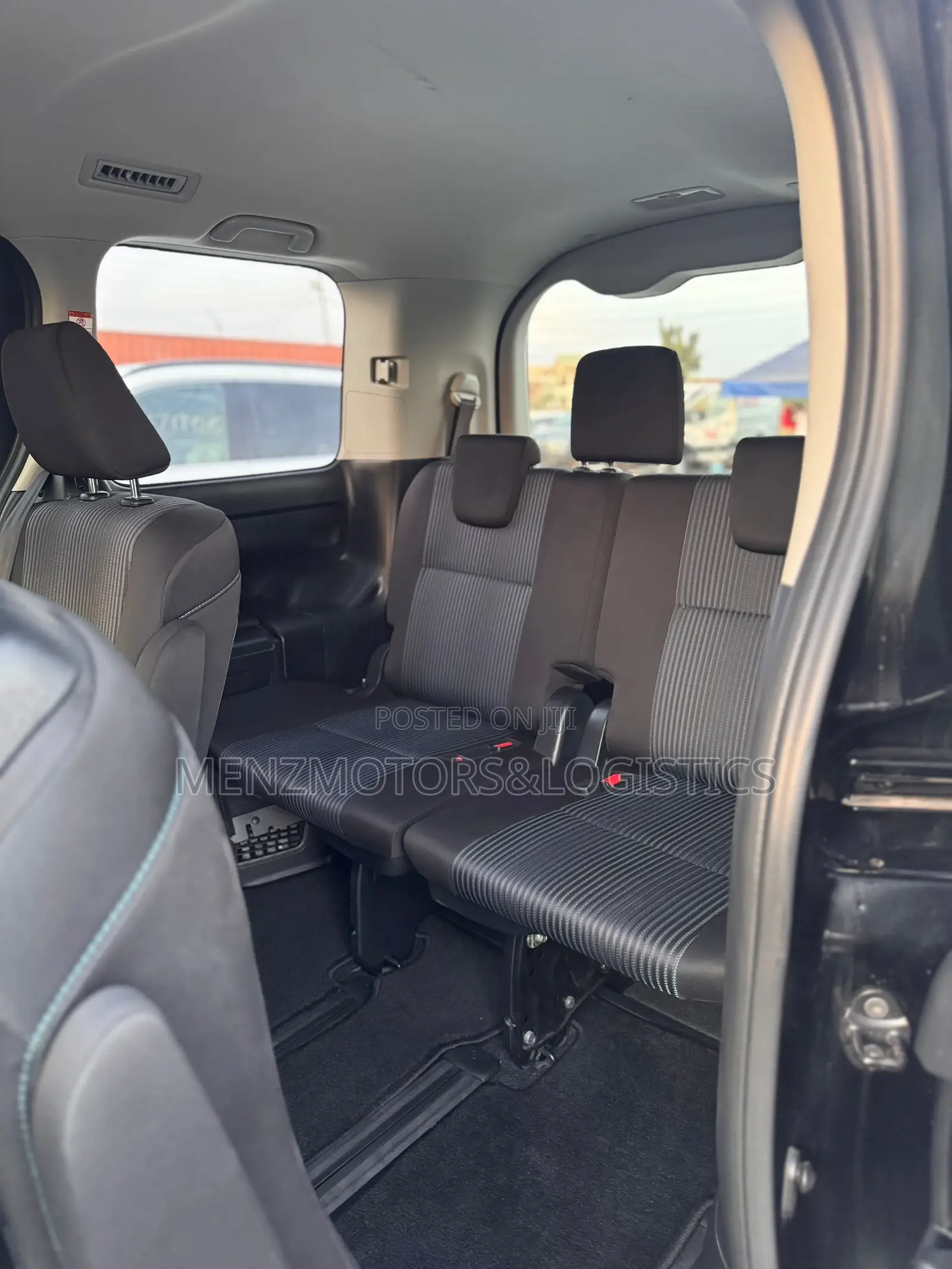 Toyota Voxy 2015 Black