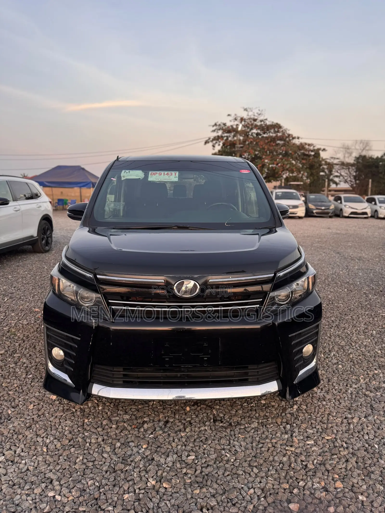 Toyota Voxy 2015 Black