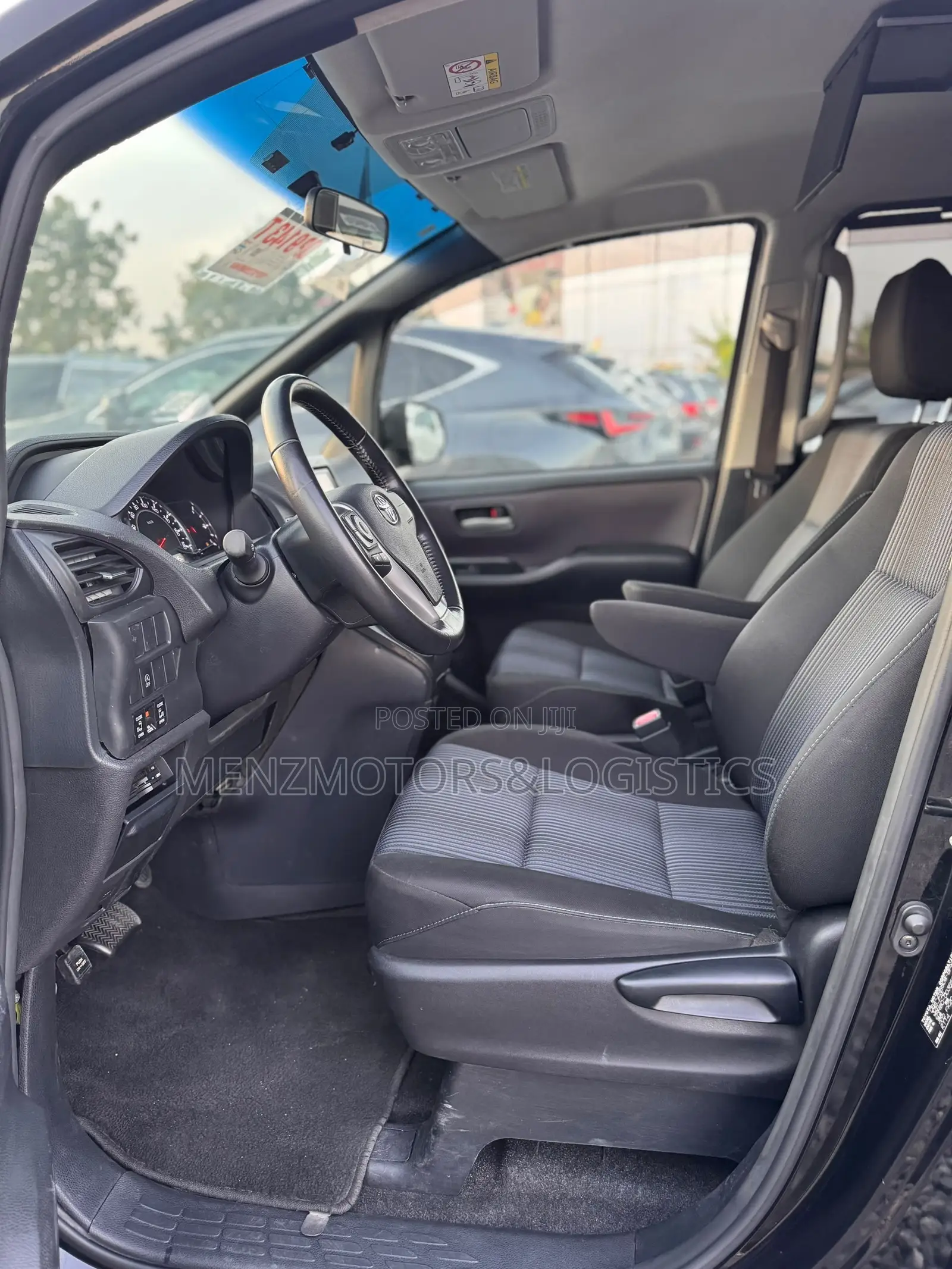 Toyota Voxy 2015 Black