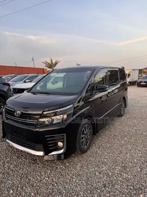 Toyota Voxy 2015 Black