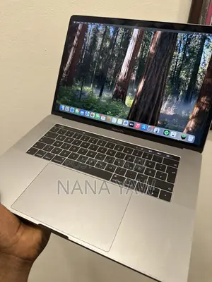Laptop Apple MacBook Pro 2018 16GB Intel Core i7 SSD 512GB