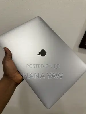 Laptop Apple MacBook Pro 2018 16GB Intel Core i7 SSD 512GB