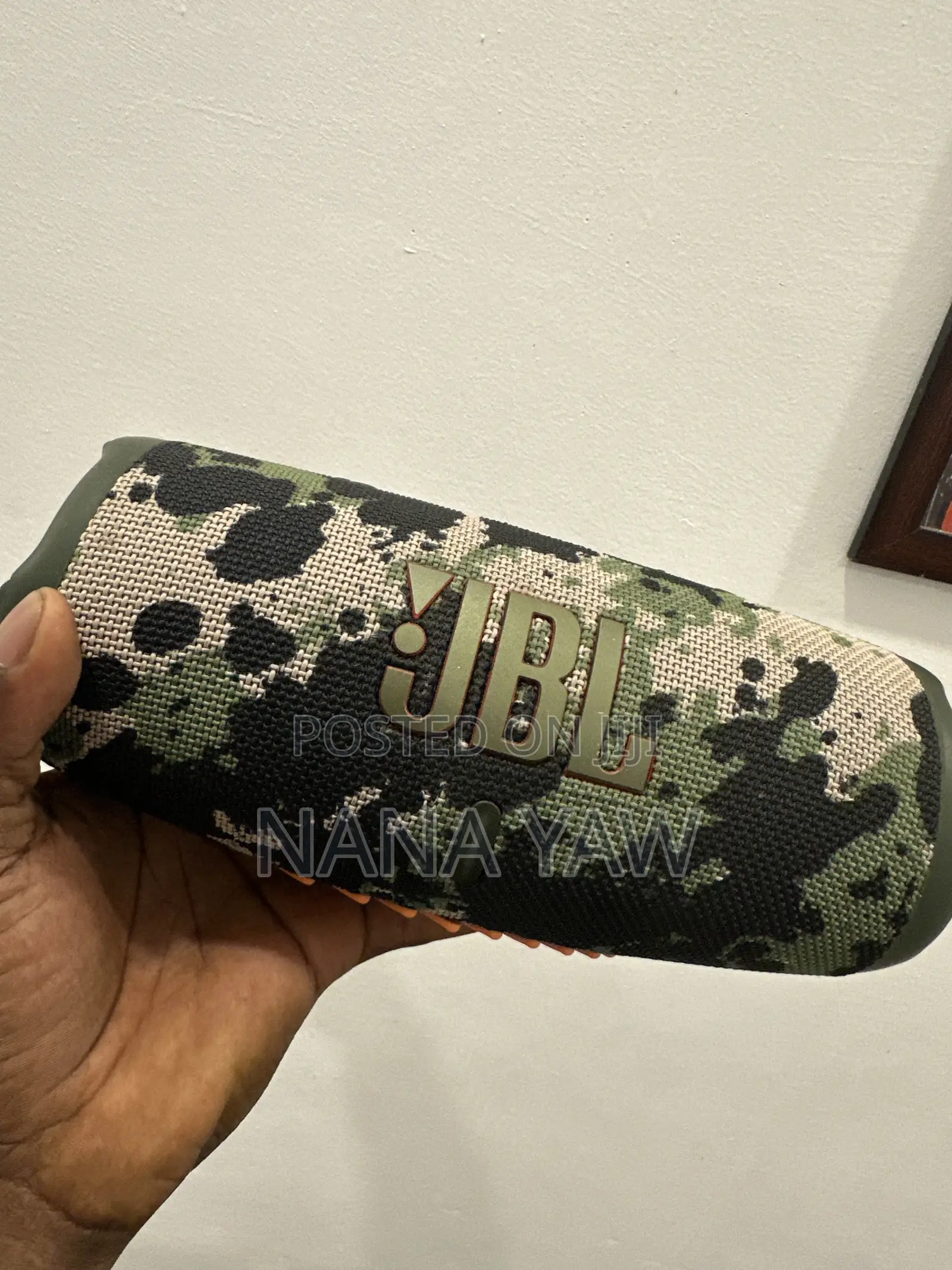 JBL Charge 5