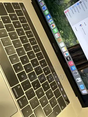 Laptop Apple MacBook Pro 2019 16GB Intel Core i7 SSD 512GB