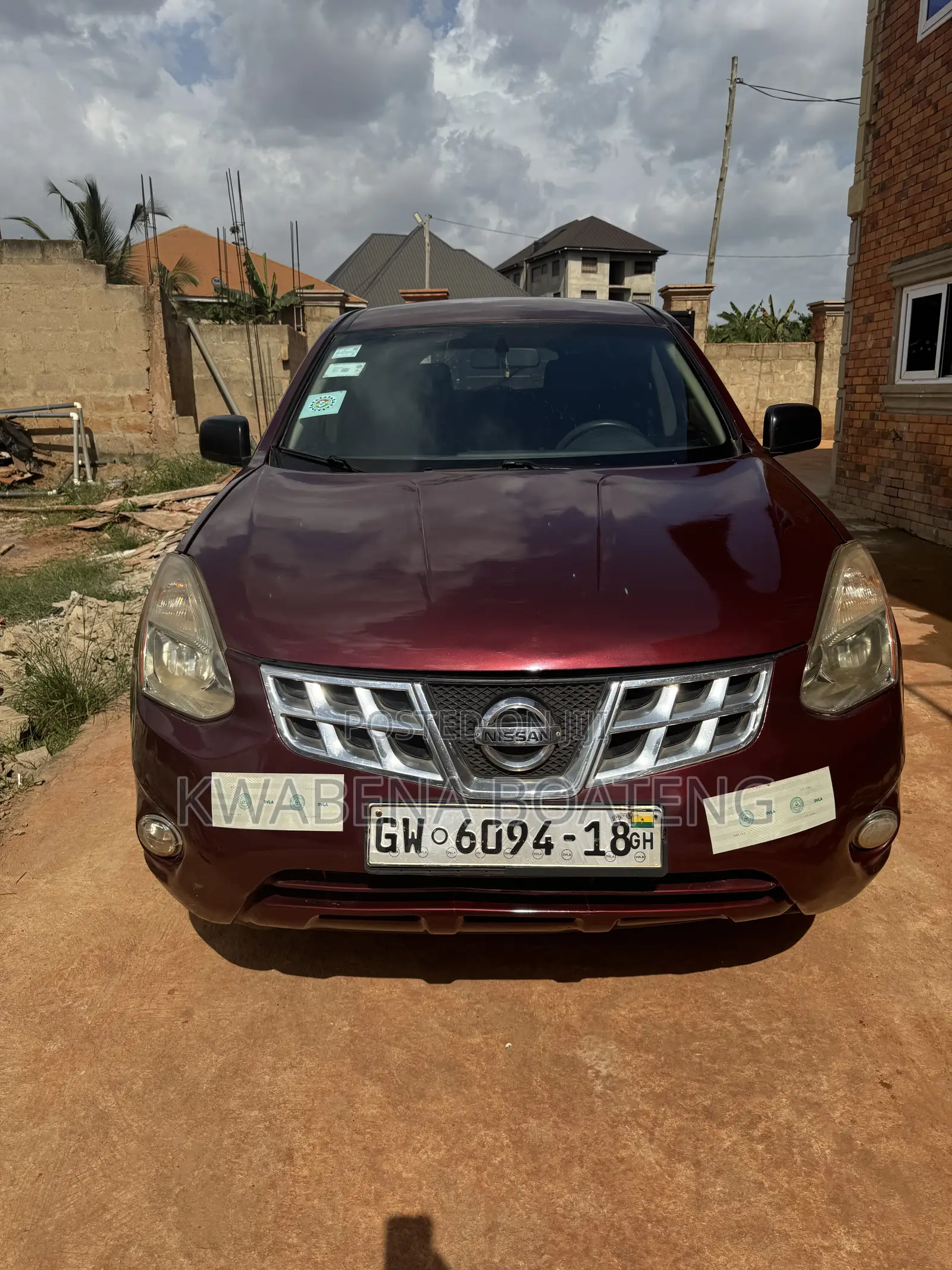 Nissan Rogue SV 2011 Red