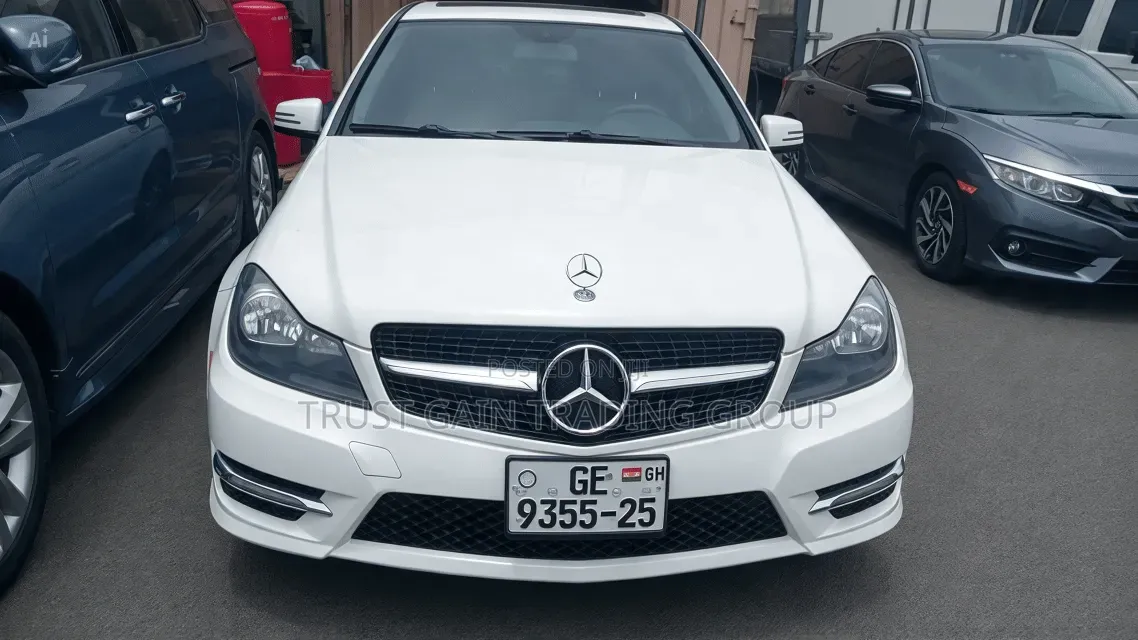 Mercedes-Benz C250 2014 White