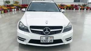 Mercedes-Benz C250 2014 White