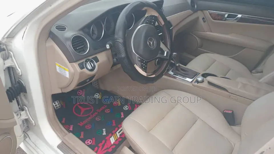 Mercedes-Benz C250 2014 White