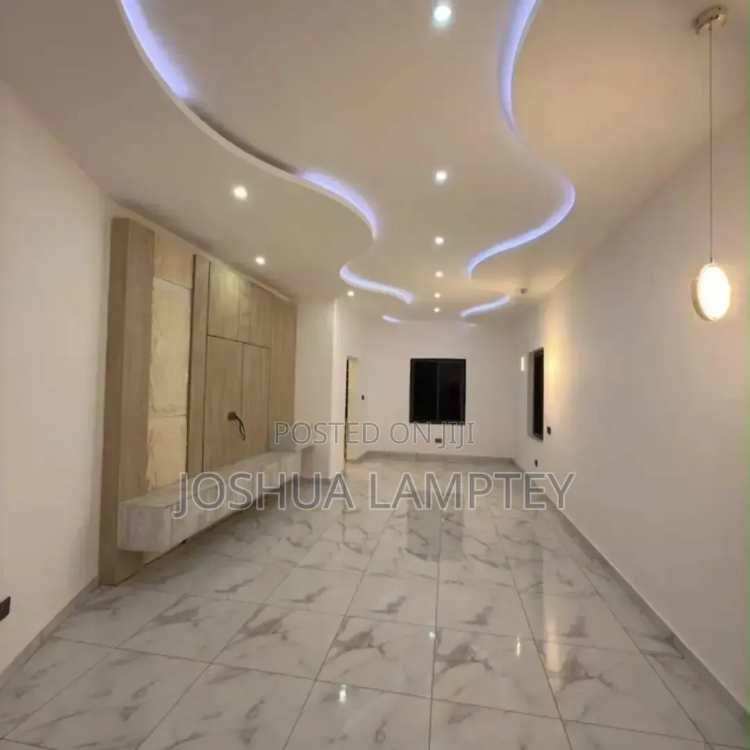 4bdrm House in School Junction for sale