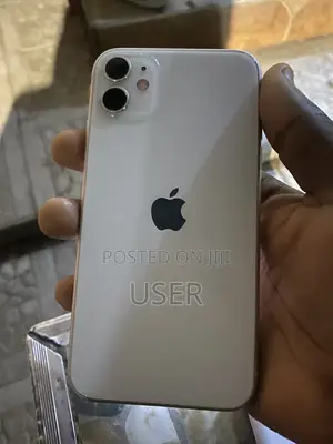 Apple iPhone 11 64 GB White