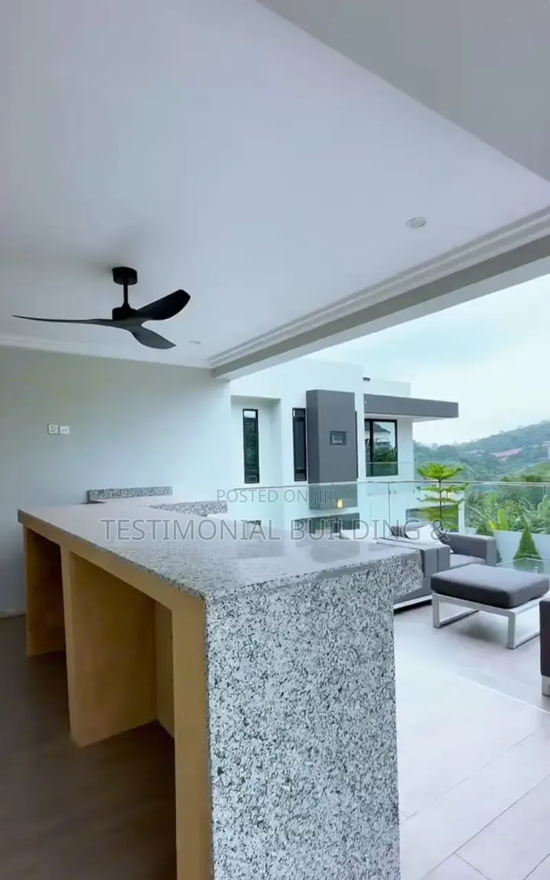 Furnished 6bdrm House in Testimonial Building, Aburi for sale
