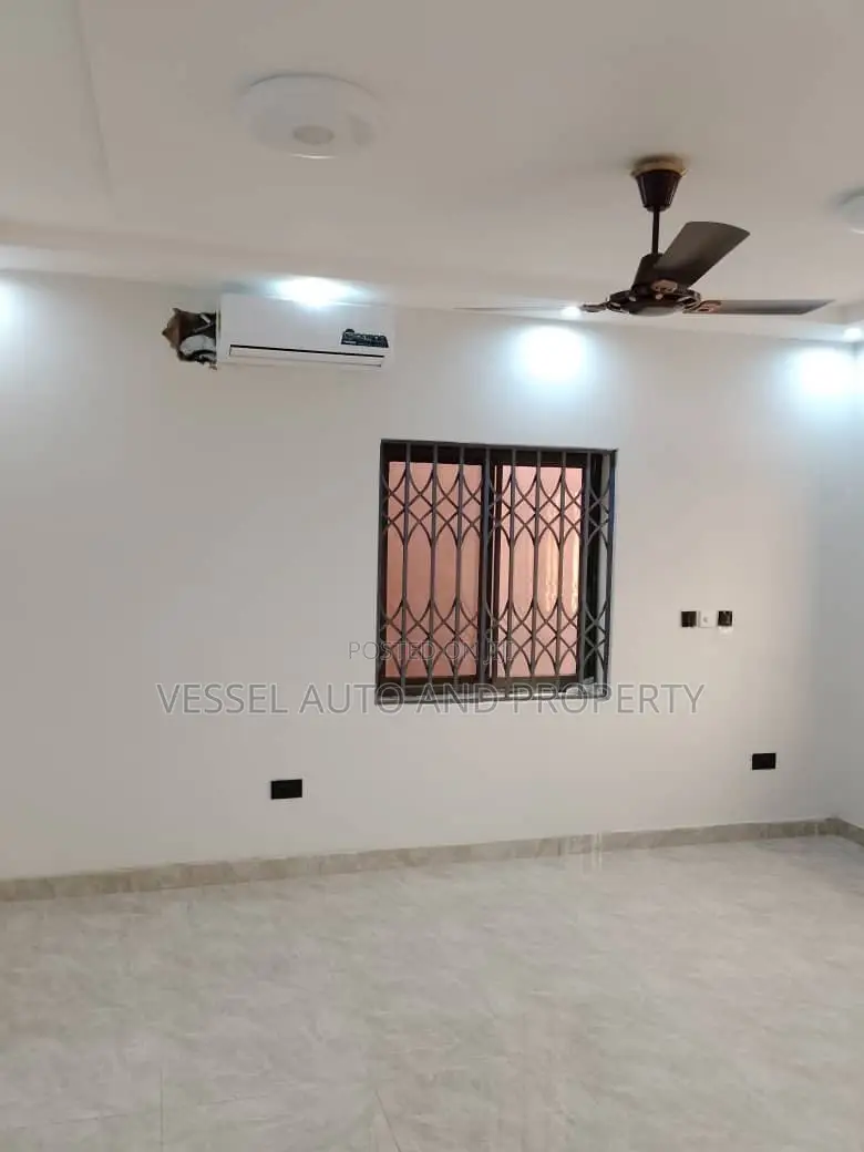 4bdrm House in Asheyie - Ampomah, Oyarifa Mall Area for sale