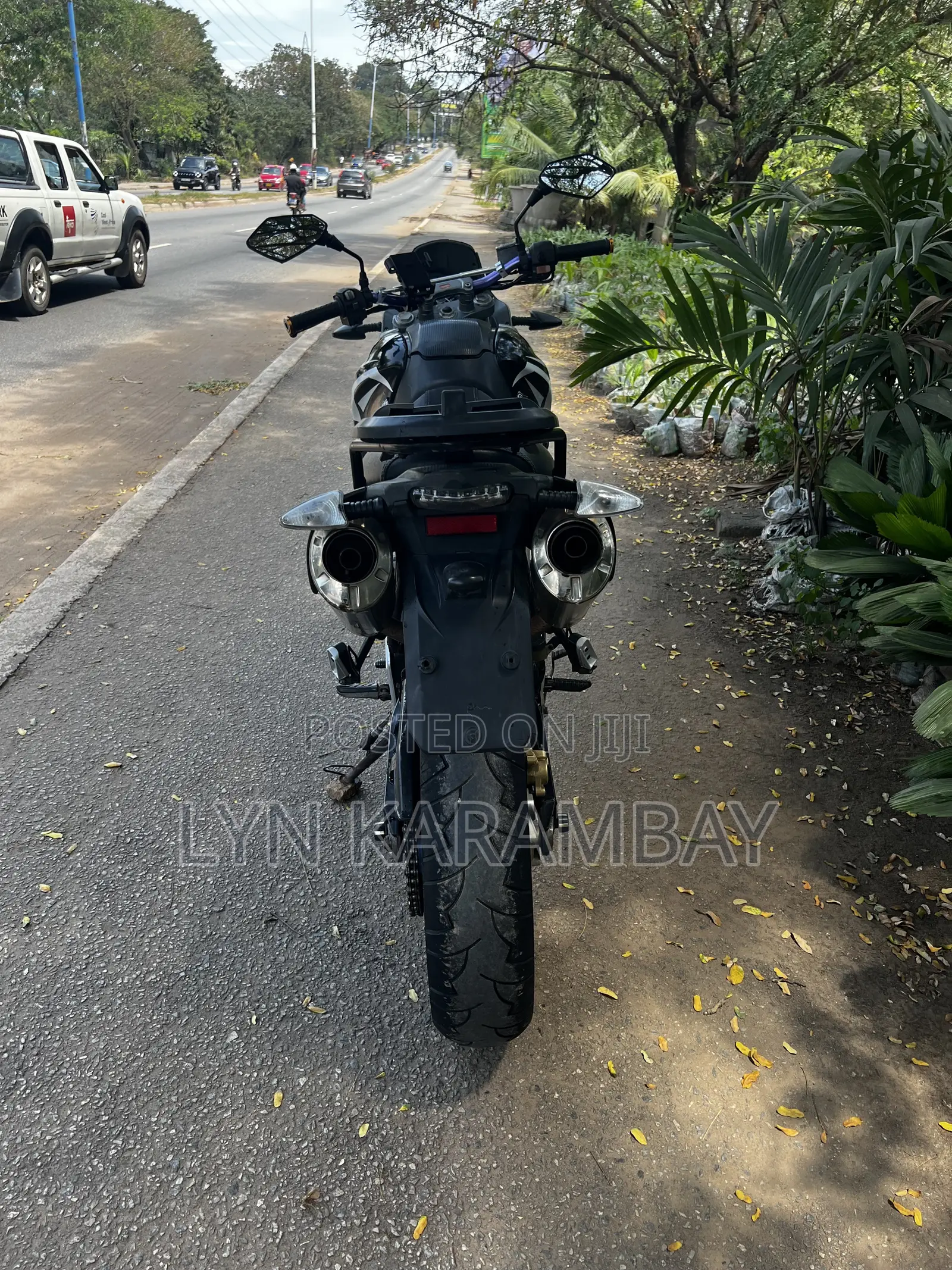 Yamaha 2012 Black