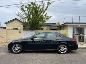 Mercedes-Benz E350 Base 4Matic Sedan AWD (3.5L 6cyl 7A) 2014 Black