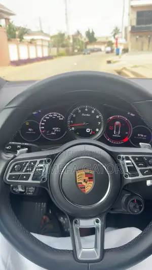 Porsche Cayenne Turbo Coupe AWD 2022 Black