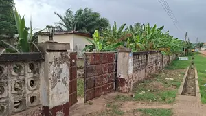 7 Plots of Land for Sale. 
Location- Dome Okoe/ Parakuo Estate.