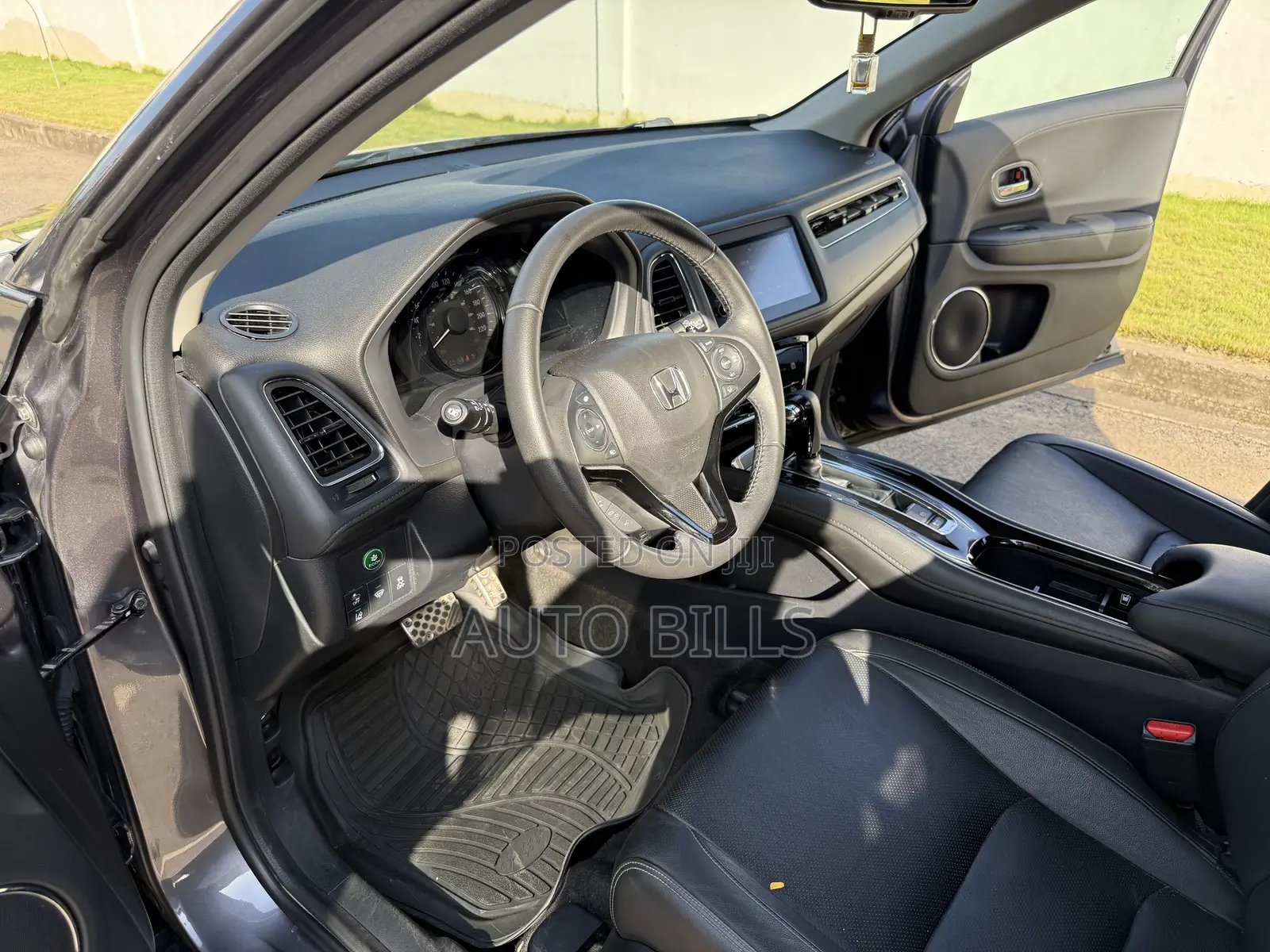 Honda HR-V Touring 2021 Gray