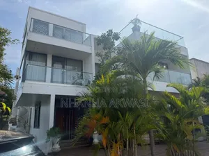 4bdrm House in Lashibi, Sakumono for rent