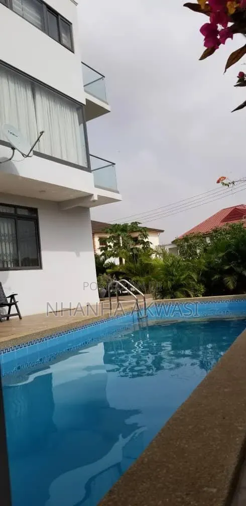 4bdrm House in Lashibi, Sakumono for rent