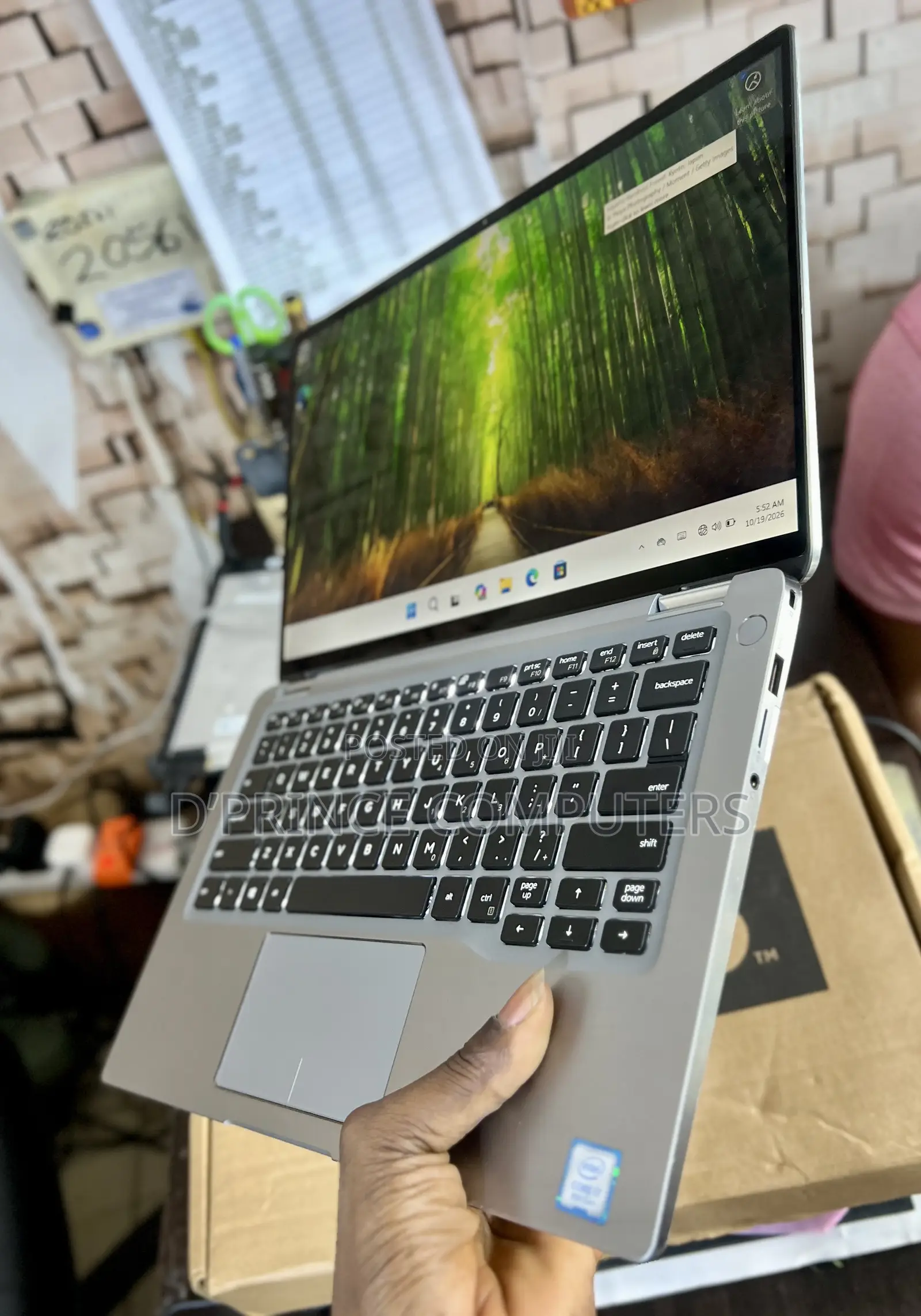 Laptop Dell Latitude 7400 2-in-1 16GB Intel Core i7 SSD 512GB