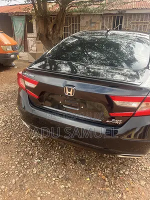 Honda Accord Sport 2.0T 2018 Red