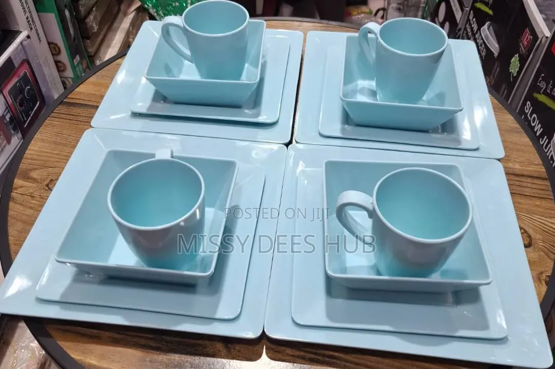 16pcs Malamine/ Plastic Dinner Set