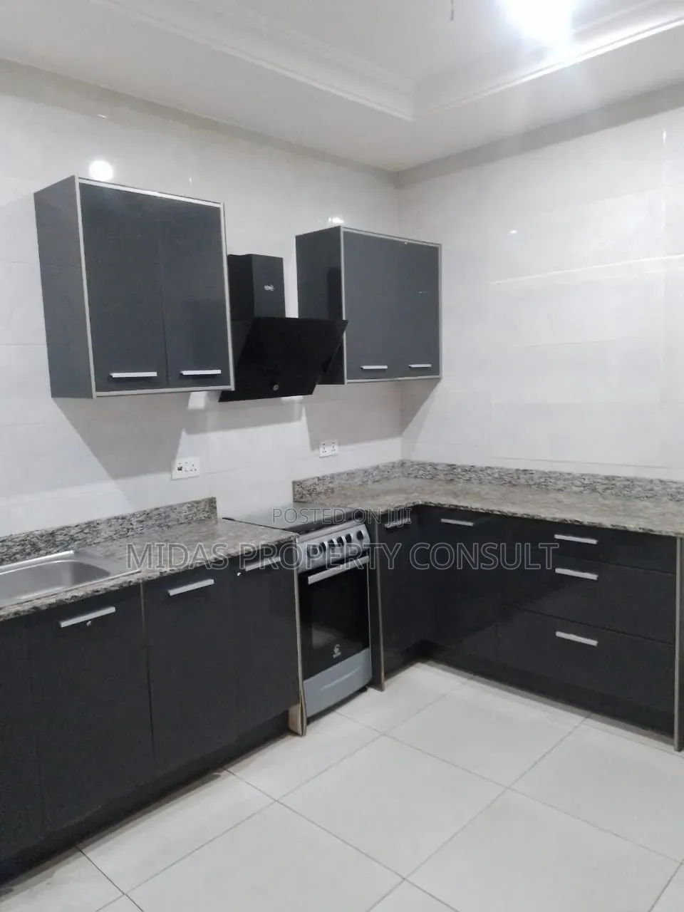 3bdrm Apartment in East Legon, Bawaleshie for rent