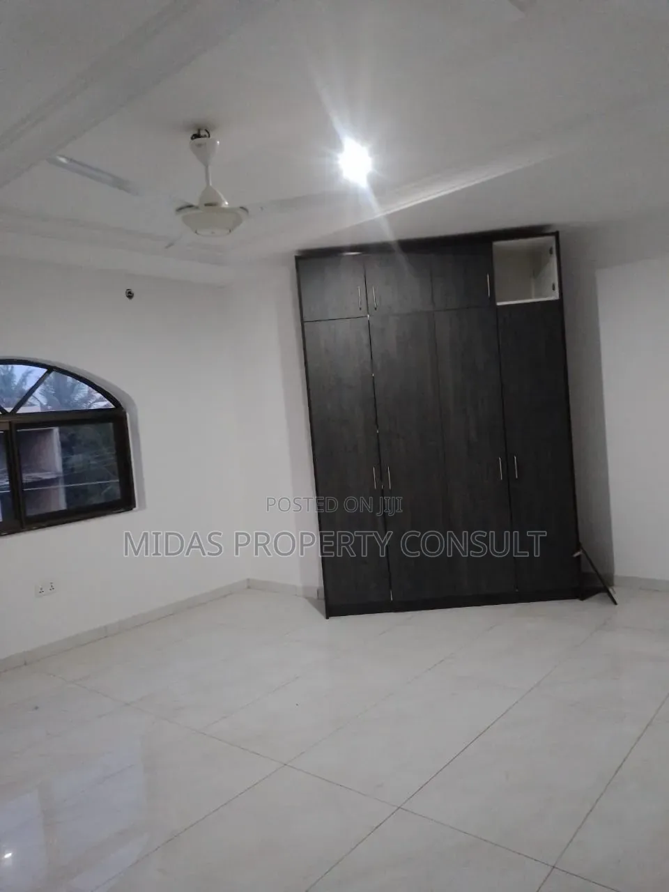 3bdrm Apartment in East Legon, Bawaleshie for rent