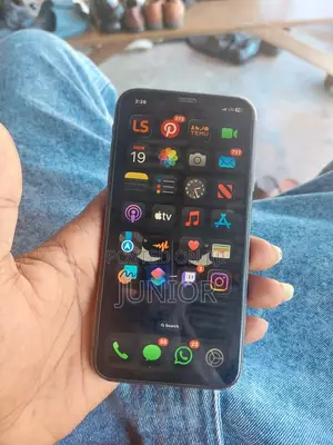 Apple iPhone 11 64 GB Black