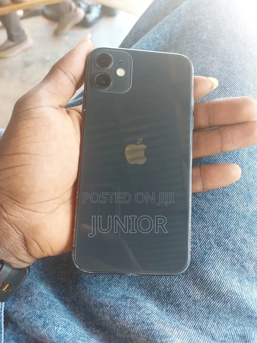 Apple iPhone 11 64 GB Black