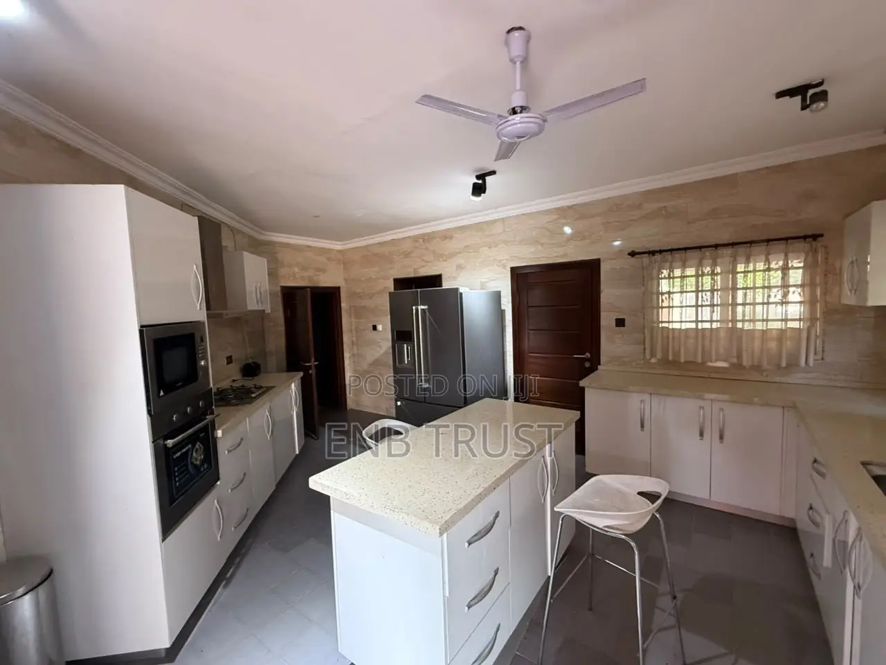 5bdrm Duplex in Pokuase for sale