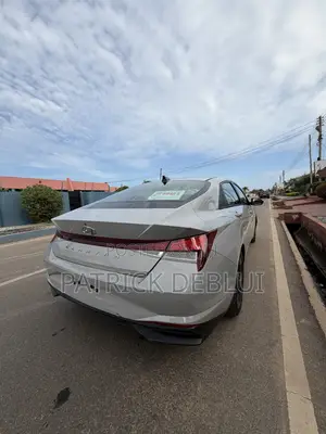 Hyundai Elantra SEL 2021 Gray