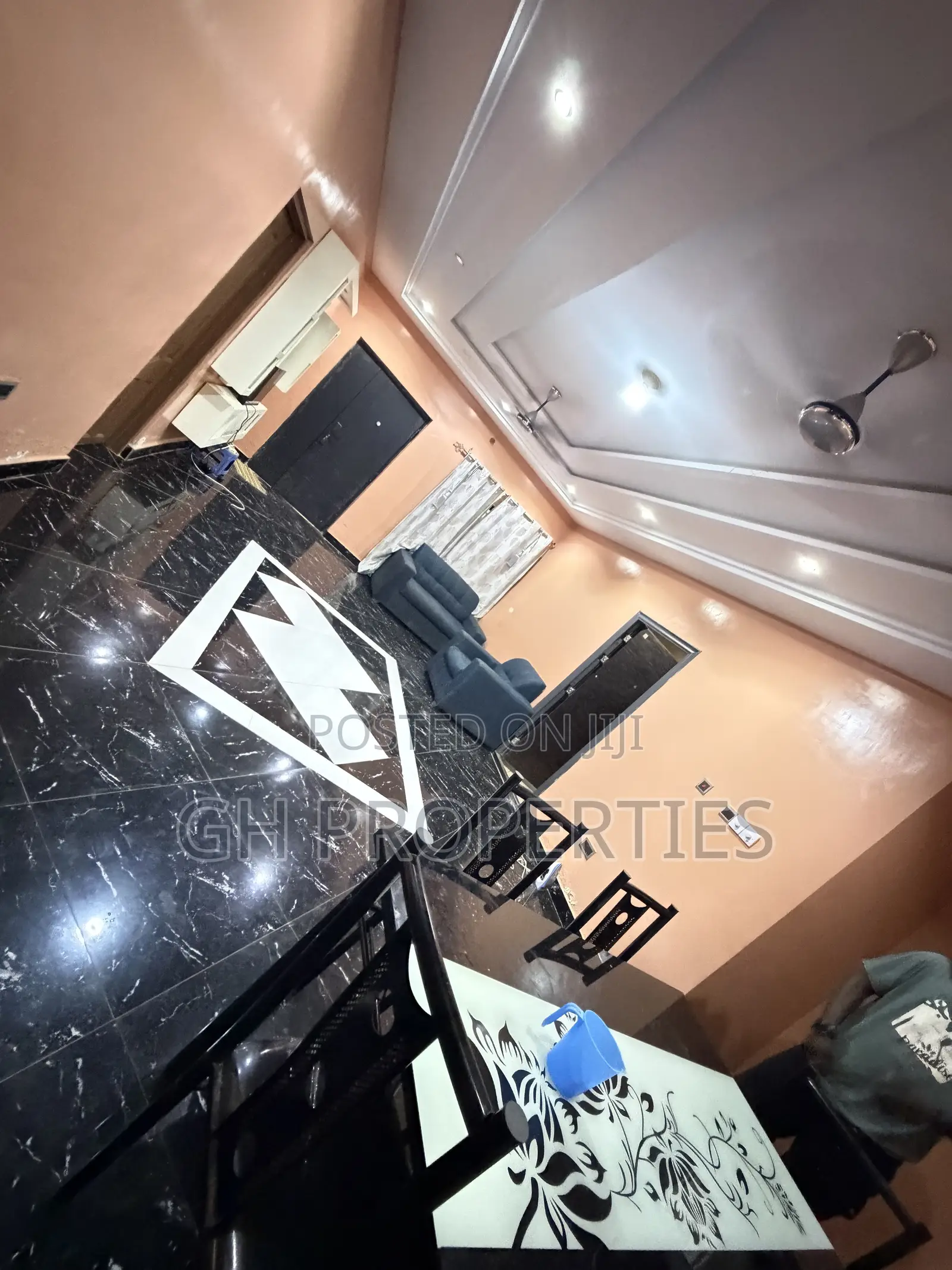 4bdrm House in Kotwi Ampaame No2, Atwima Kwanwoma for sale