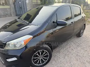 Toyota Yaris 2012 Black
