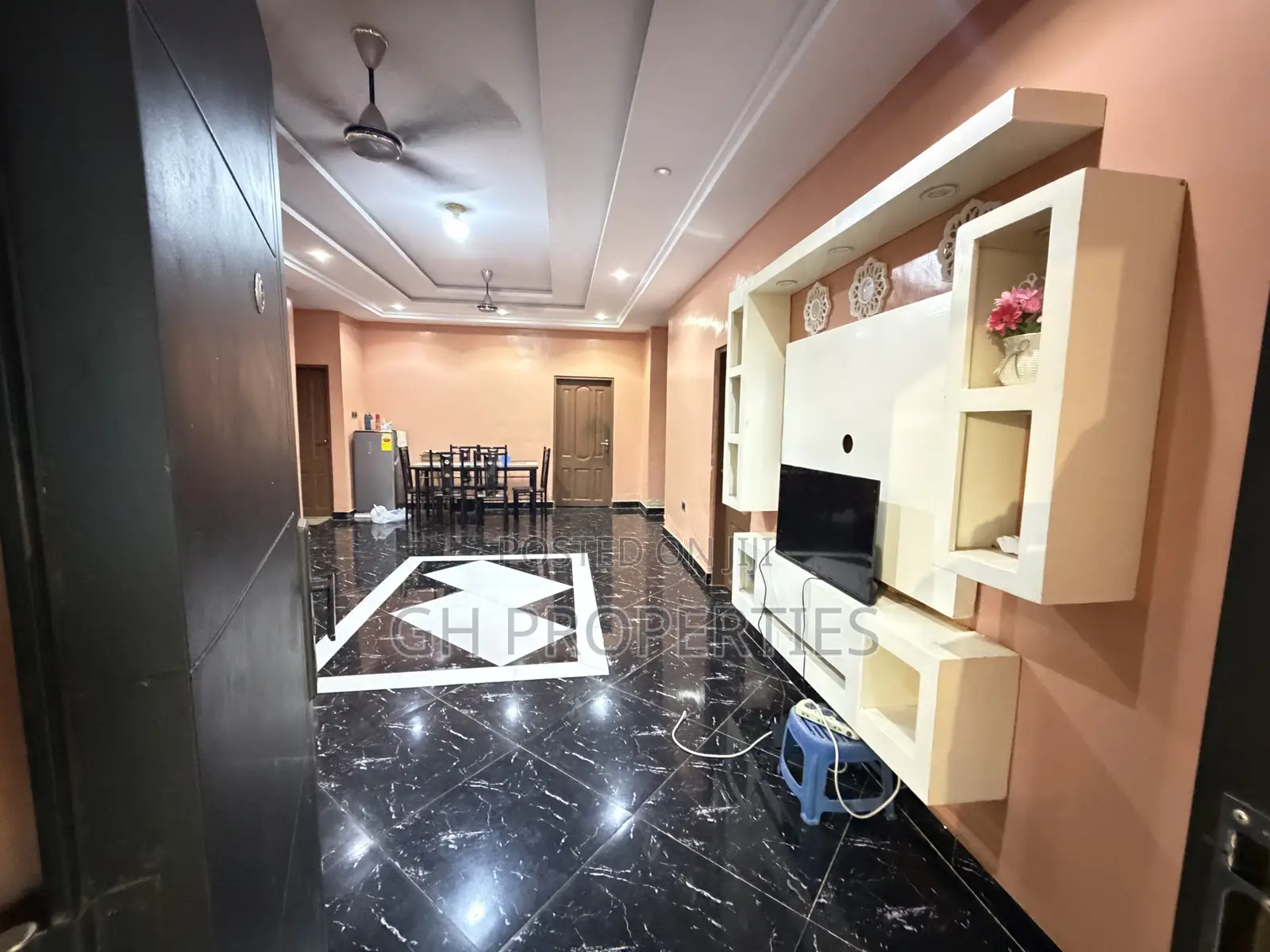 4bdrm House in Kotwi Ampaame No2, Atwima Kwanwoma for sale